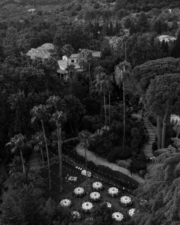 What to Look for in a Destination Wedding Photographer—Beyond the Portfolio