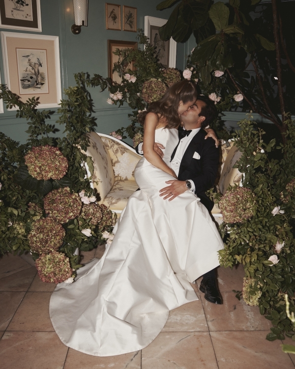 A Blooming Vintage-Inspired Wedding on Palm Beach’s Waterfront