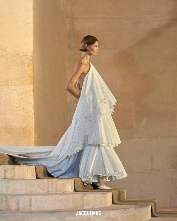 Jacquemus Unveils Spring-Summer 2026 Collection “Le Paysan” at Versailles