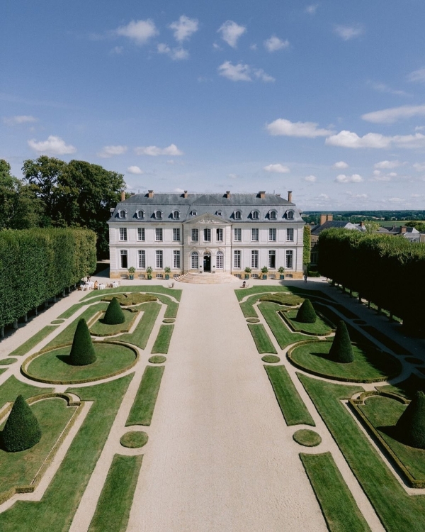 20 Best Wedding Venues in France | The Most Beautiful Places to Get Married | TOP Luxury Wedding Locations