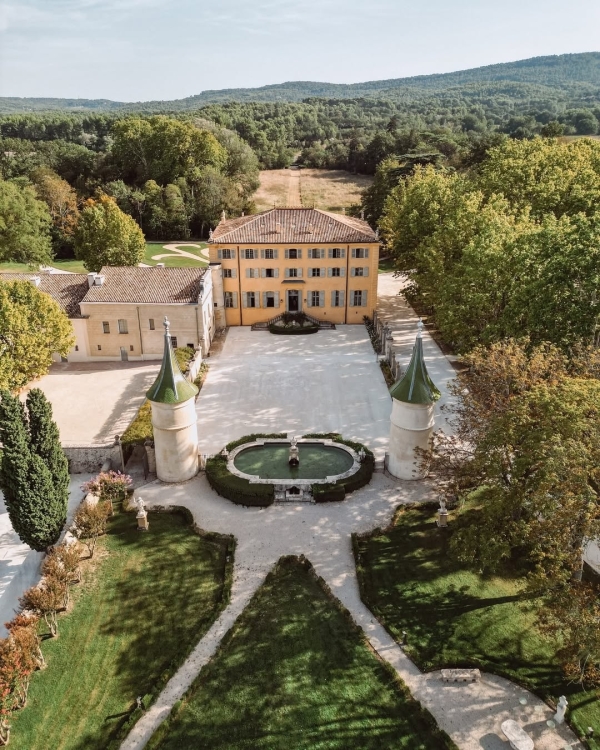 20 Best Wedding Venues in France | The Most Beautiful Places to Get Married | TOP Luxury Wedding Locations