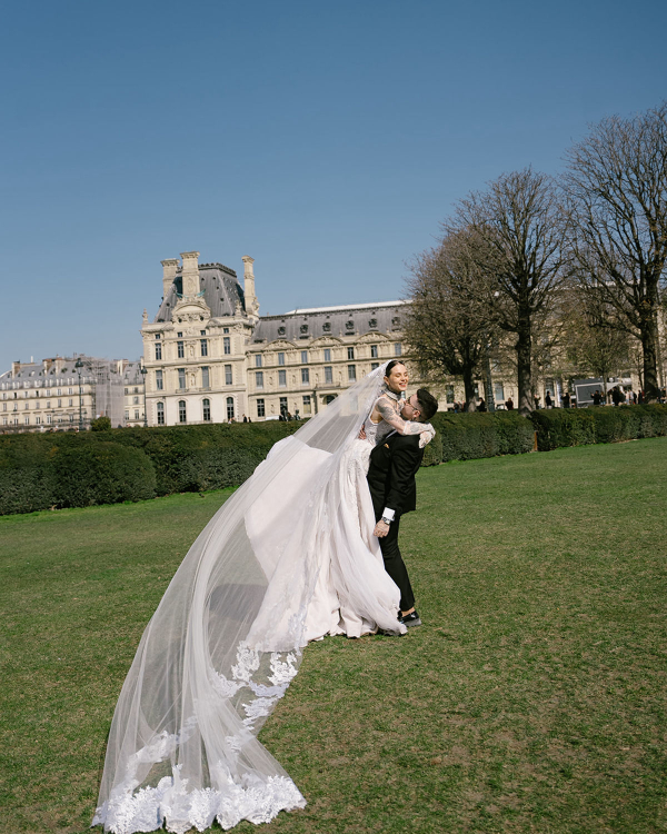 LGBTQIA+ Influencer Couple's Chic Parisian Elopement