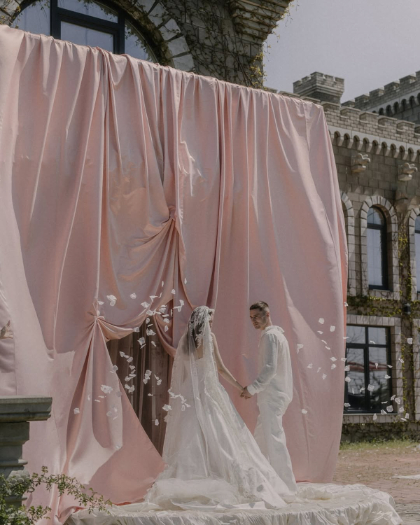 Trend: Folklore, Fantasy & Fairytale-Inspired Weddings