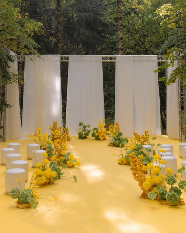 55 Creative Wedding Aisle & Altar Ideas for a Standout Ceremony