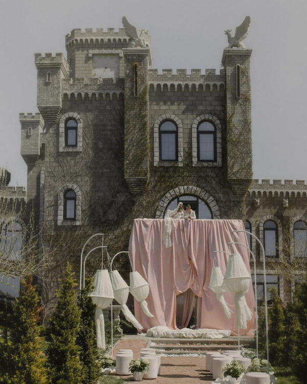 Trend: Folklore, Fantasy & Fairytale-Inspired Weddings