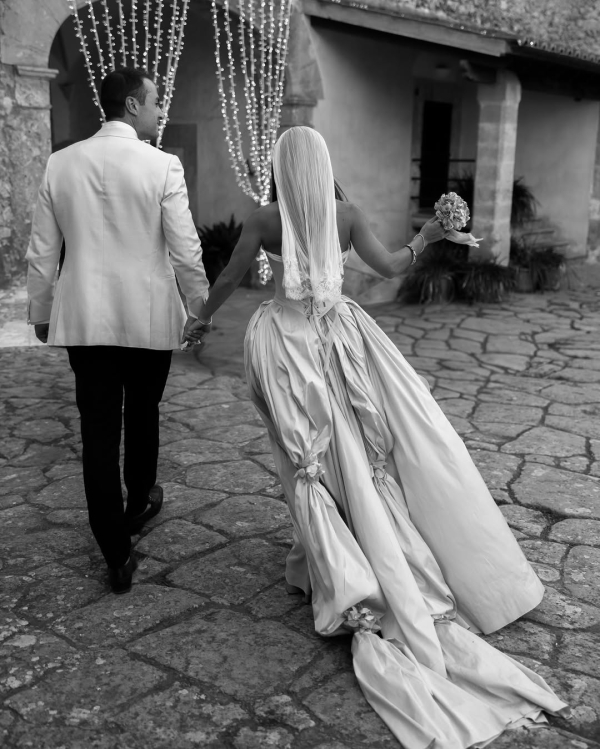 What to Look for in a Destination Wedding Photographer—Beyond the Portfolio