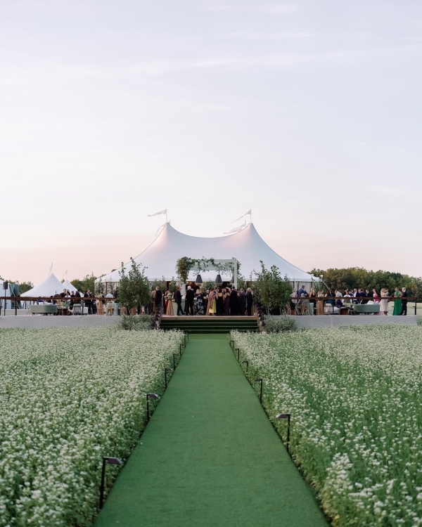 25 Best Wedding Planners in the US | Wedding Planning Companies |