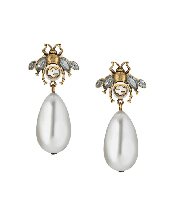 Trendy wedding pearl jewelry