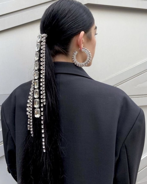 Hair accessories with rhinestones | Examples