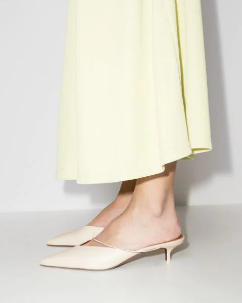 Low-Heel Wedding Shoes