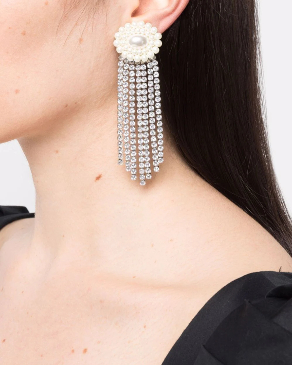 Trendy wedding pearl jewelry