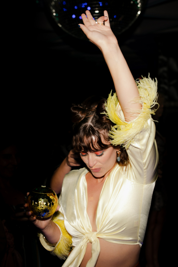 Real Wedding in Chicago: Vintage, Disco and Just the Inner Circle Guest List