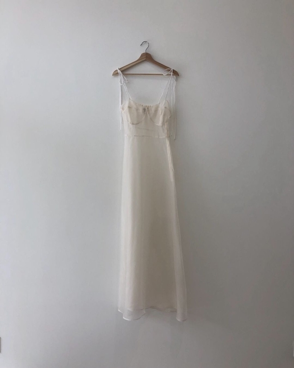 Wedding Dress Selection | How to Choose and Pick a Wedding Dress