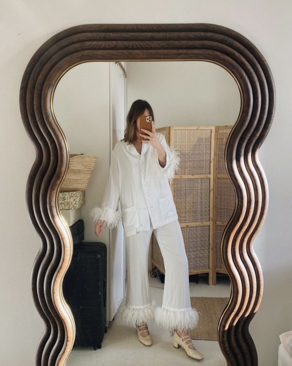 Wedding pajamas | Photogenic bridal pajamas and robes