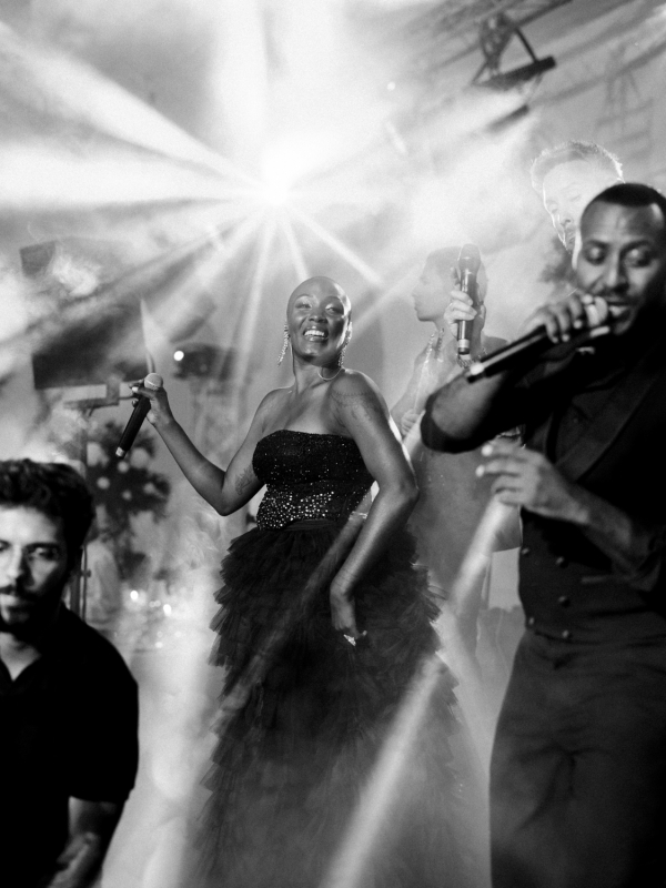 Photographers Branco Prata