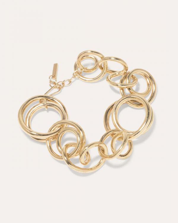 Stunning Bracelets to Complement a Bride's Look