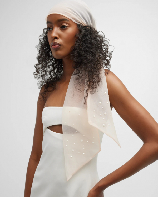 Top of the Modern Wedding Veil Alternatives | What to Wear Instead of a Veil