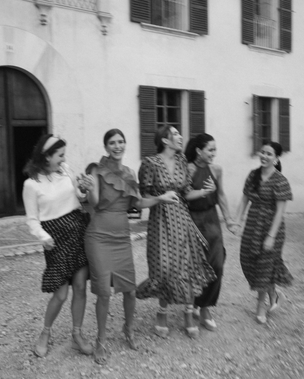 How to Choose a Maid of Honor | Choosing Matron of Honor | How to Pick Maid of Honor