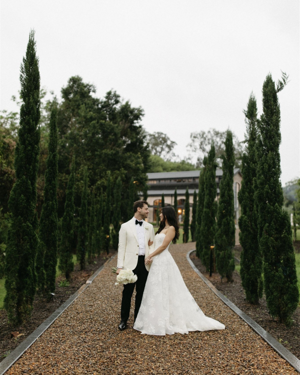 Romantic Wedding in The Valley Estate