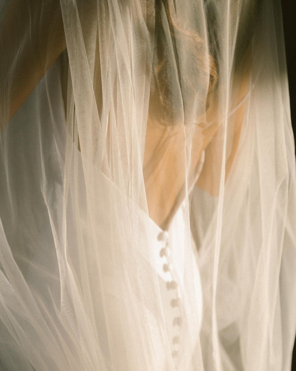 How to Pick a Wedding Photographer | Tips on Choosing a Wedding Photographer from Chelsea Gee