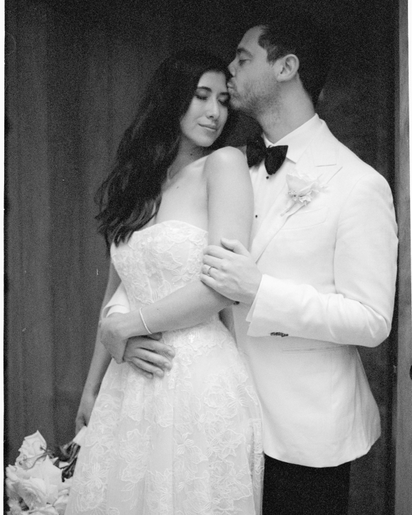 Romantic Wedding in The Valley Estate