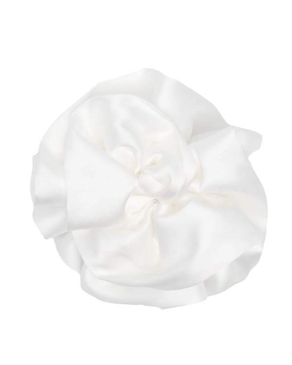 Top of the Modern Wedding Veil Alternatives | What to Wear Instead of a Veil