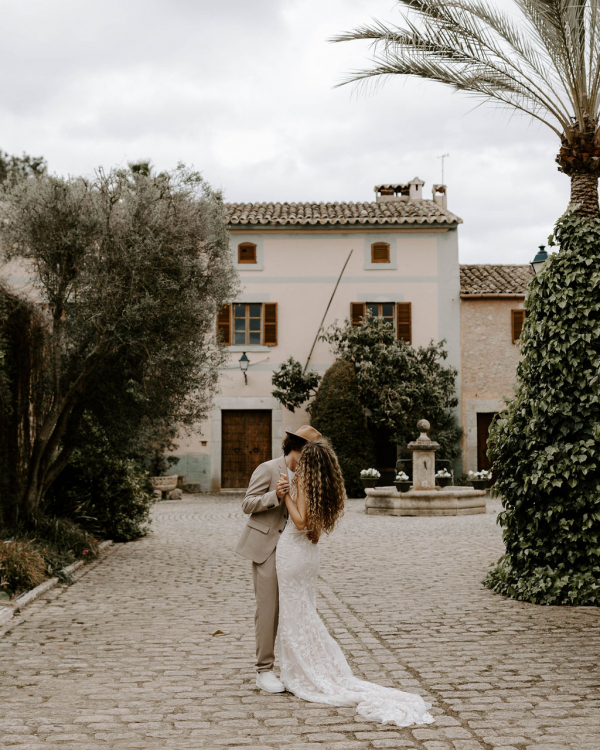 Photographers Joshua Woodland