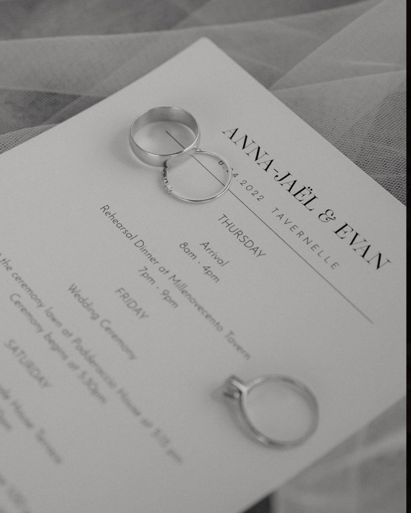 Photographers Sara Manna