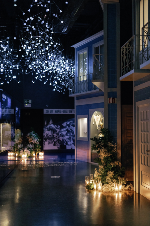 Florists Branco Prata