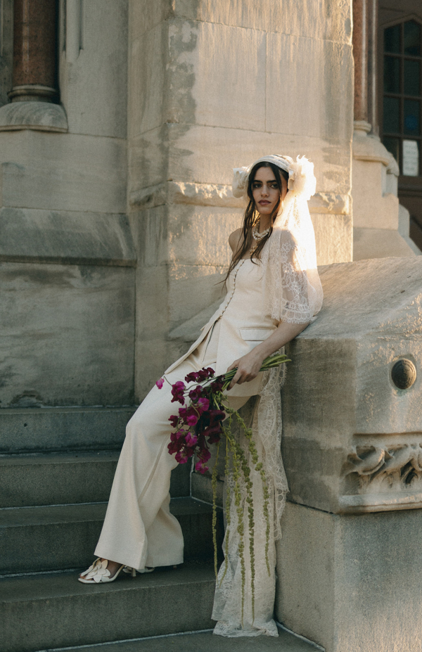 Vintage Wedding Photoshoot in Nashville | Urban Wedding Inspiration