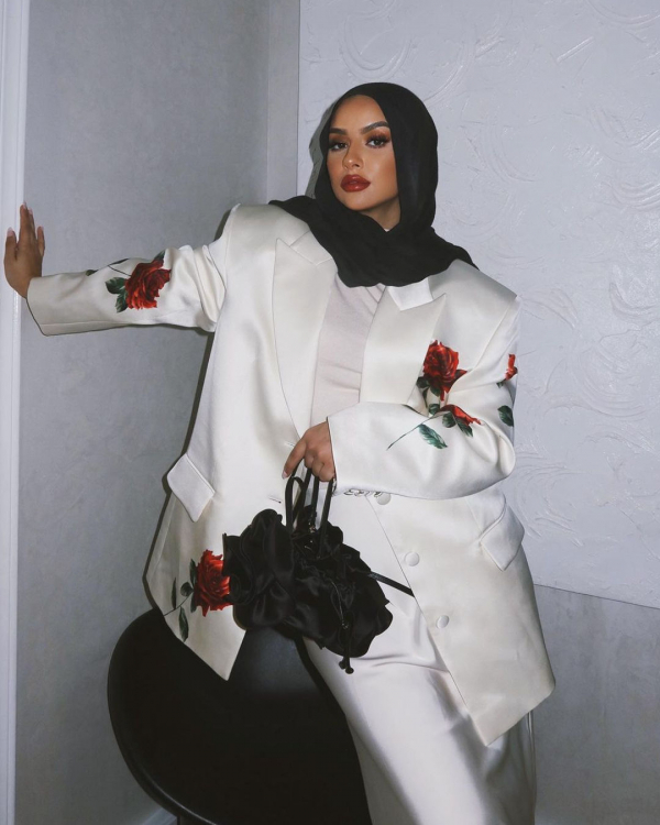 20 Modest Wedding Dresses | Classy, Elegant Bridal Gowns | Unique, Beautiful Outfits