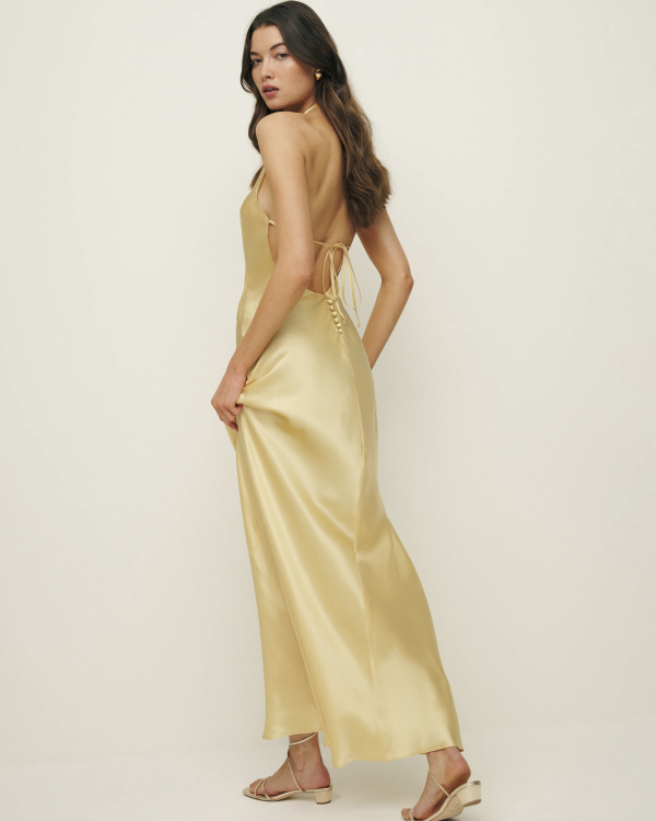 32 Unique Spring Bridesmaid Dresses 2024 | Springtime Bridesmaid Outfit Ideas