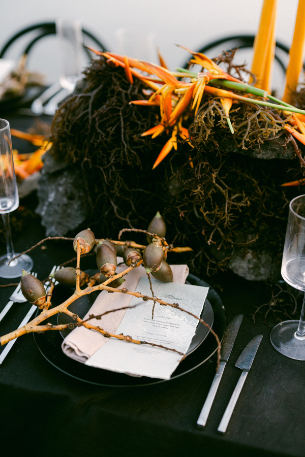 Bold & Intimate Bali Editorial | Spectacular Beachside Wedding Dinner Affair