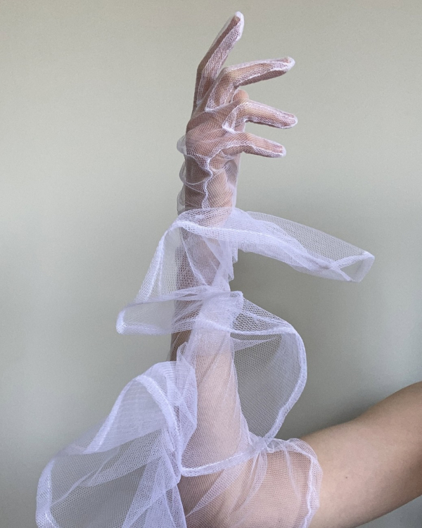 16 Best Wedding Gloves | Long Bridal Gloves | Sheer, Lace