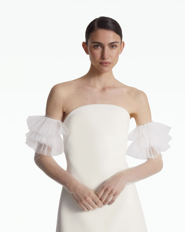 16 Best Wedding Gloves | Long Bridal Gloves | Sheer, Lace