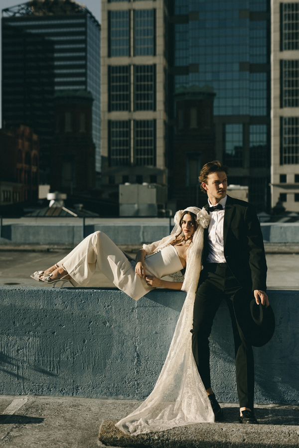 Vintage Wedding Photoshoot in Nashville | Urban Wedding Inspiration