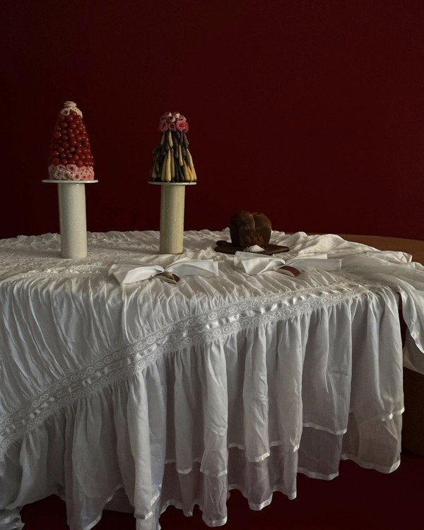 Unique Wedding Table Centerpieces Without Flowers | Creative Non Floral Wedding Decor Ideas