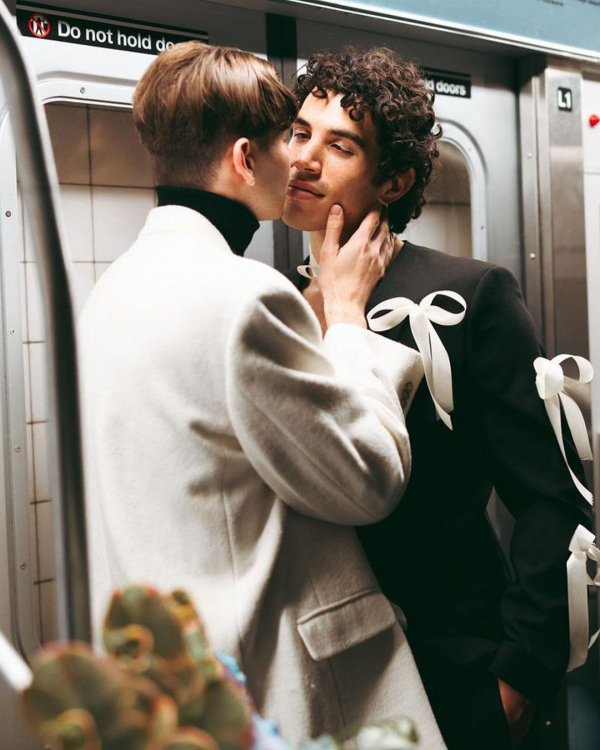 Romantic Anniversary Ideas | Fun Things to do for Anniversary for Couples