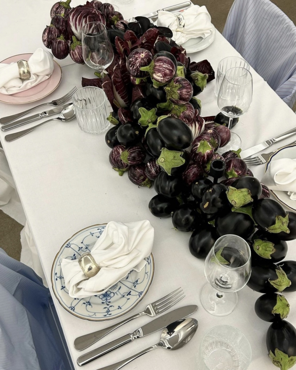 Unique Wedding Table Centerpieces Without Flowers | Creative Non Floral Wedding Decor Ideas