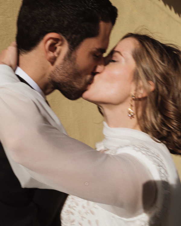 Wedding Guest Etiquette Guide 2024 | Rules for Gifts and Clothing for Guests | Etiquette List