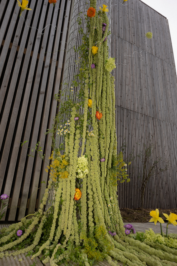 A Love Story by the Sea - Wedding Photoshoot in Portugal