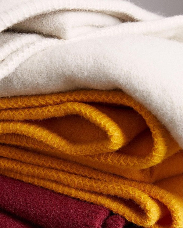 10 Best Affordable Gifts Ideas for Wedding Guests | Unique Inexpensive Wedding Favors | Small Gifts