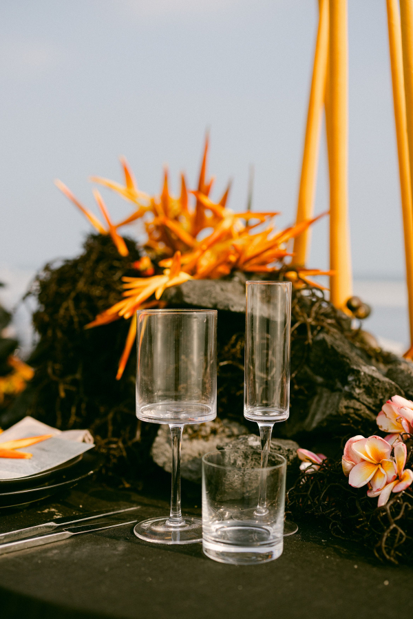 Bold & Intimate Bali Editorial | Spectacular Beachside Wedding Dinner Affair