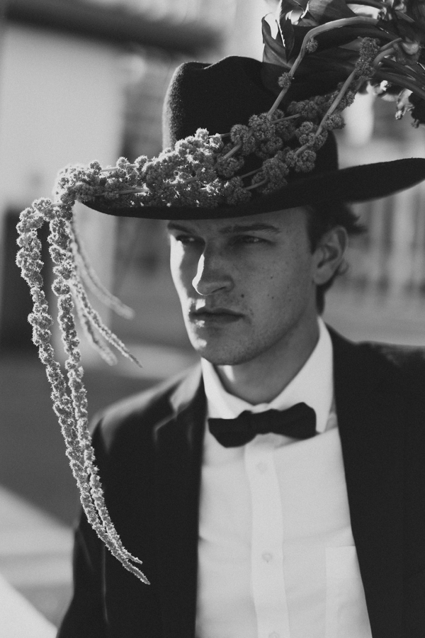 Vintage Wedding Photoshoot in Nashville | Urban Wedding Inspiration