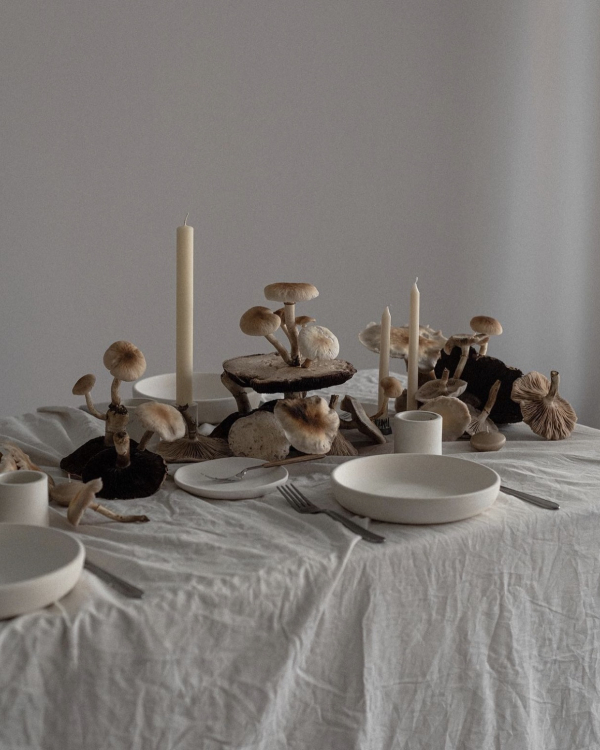 Unique Wedding Table Centerpieces Without Flowers | Creative Non Floral Wedding Decor Ideas