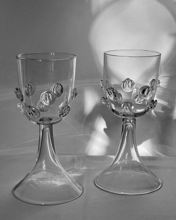 Unique Wedding Glassware Ideas | Artisanal Wine and Cocktail Glasses | Tablescape Styling Ideas