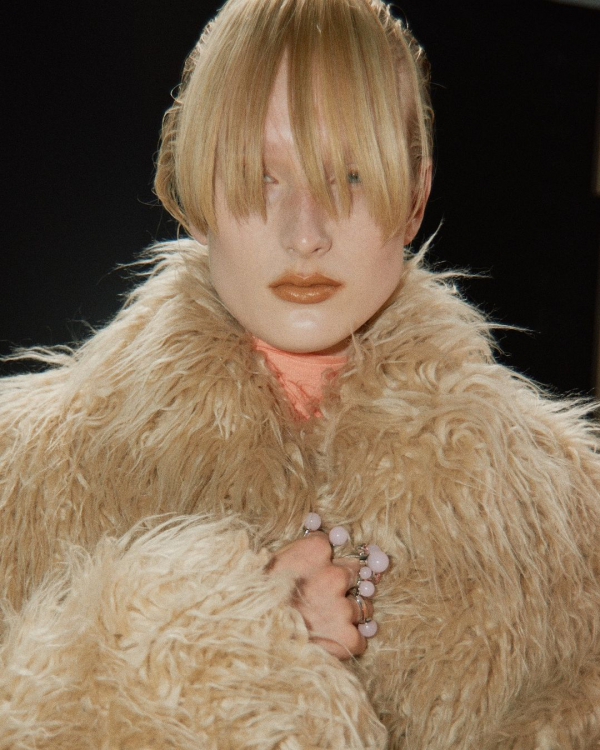 Paris Fashion Week 2024 | Fall Looks, Outfits from FW24 for Women