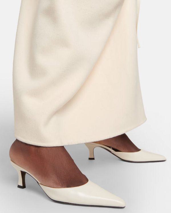 How to Choose Wedding Shoes For Bride | Choosing Comfortable Bridal Heels