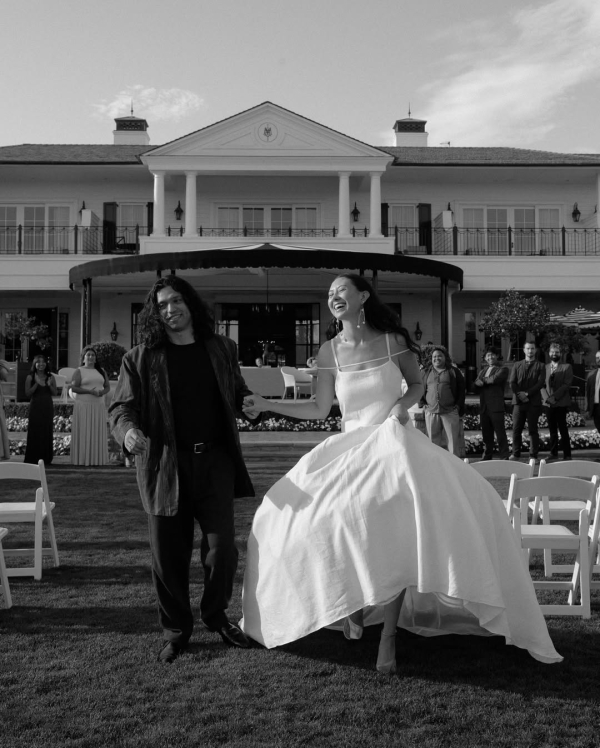 What is a Bridal Stylist and How Do They Work?