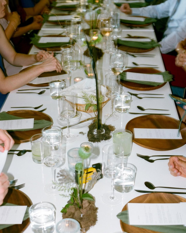 40 Place Setting Trends for 2025 to Transform Your Wedding Table